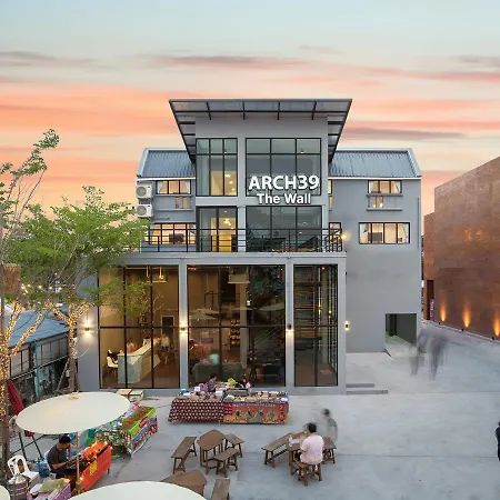 Arch39 Hotel The Wall Plaza